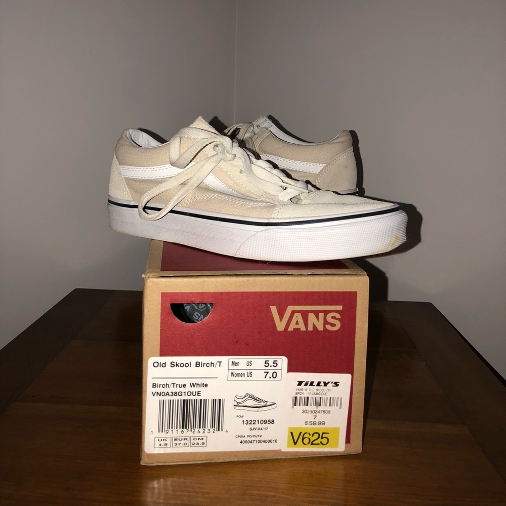 Vans Old Skool Women’s in Color Birch/True White
